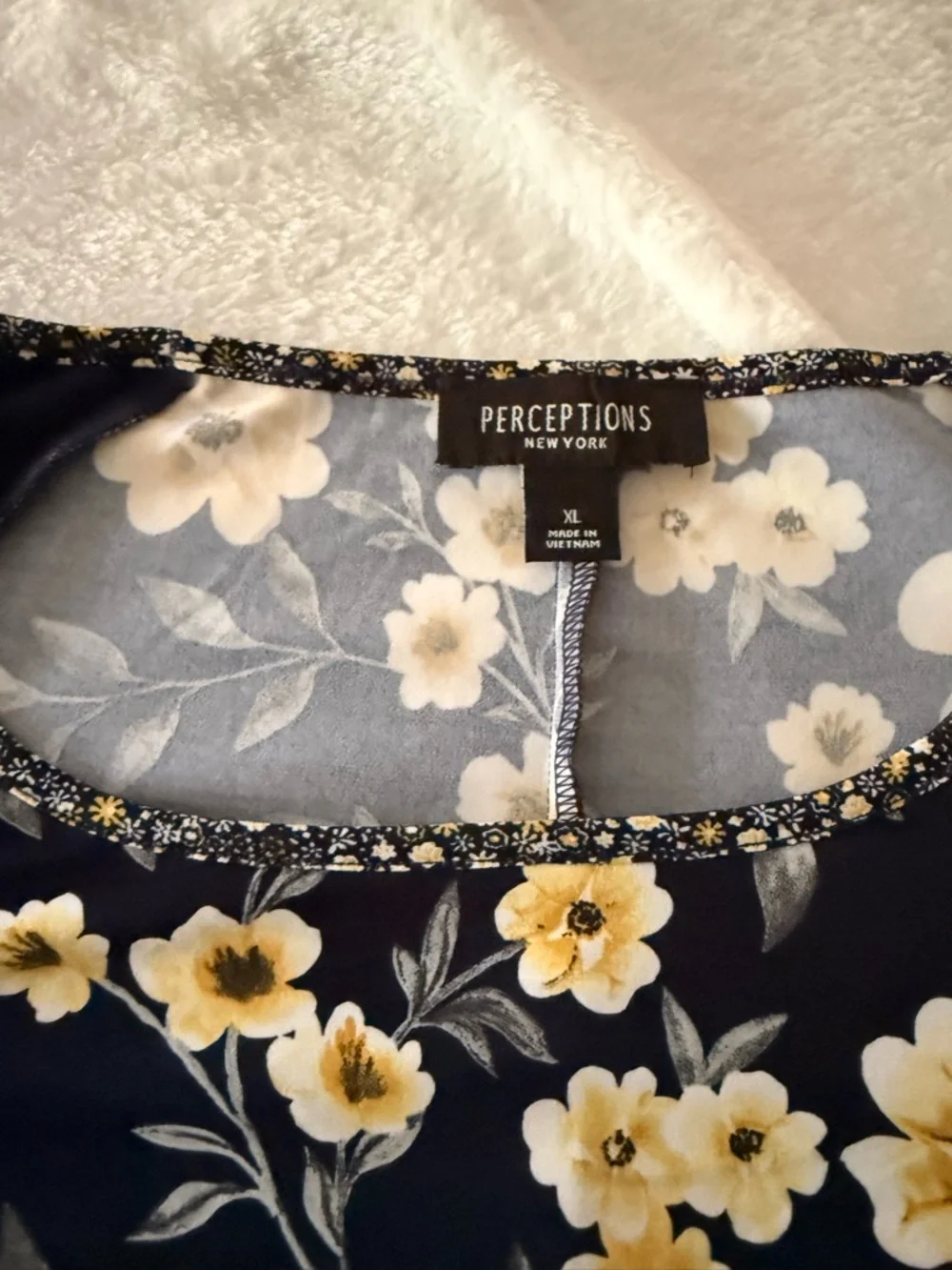 New Perceptions New York Yellow Floral Ditsy Blue Dress XL NWT - Picture 8 of 9